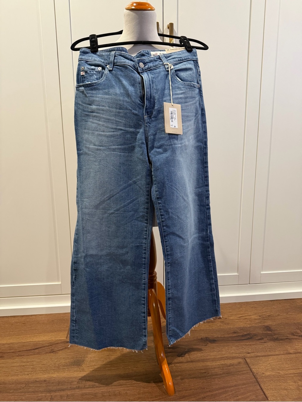 AG AG-ED DENIM Saige Wide Leg Crop Mid-Rise Fit